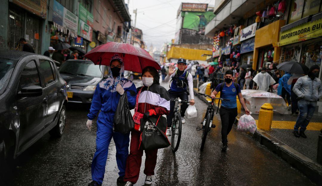 Economía en 2020 se desplomó 6.8%