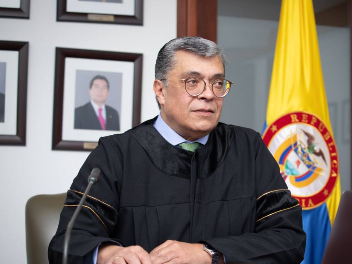 "Se debe fortalecer la secretaría de la comisión y los despachos"