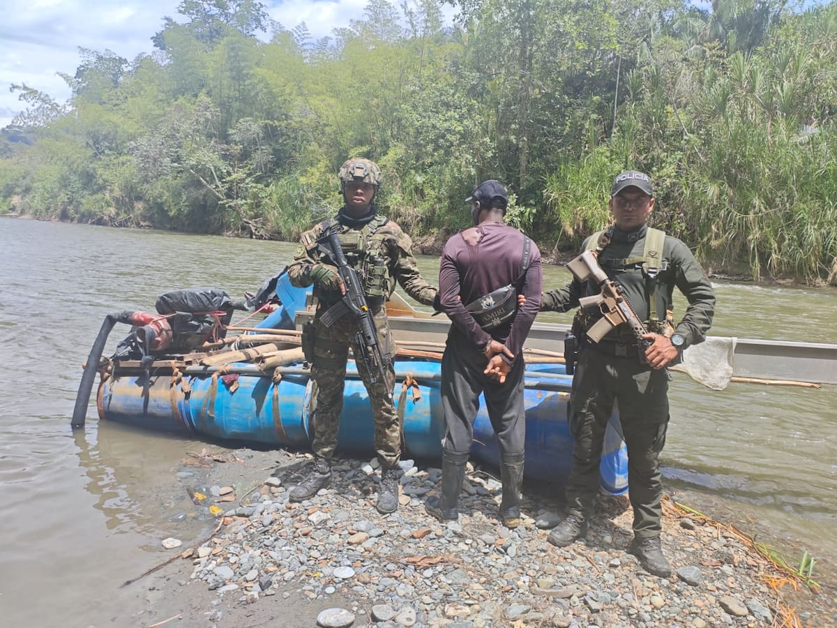 Operativos contra la minería ilegal en el Quindío: Recuperación de maquinaria y una captura