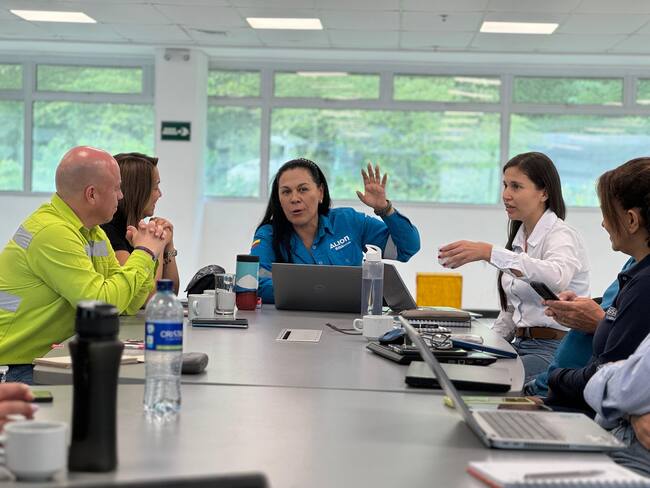 Mesa de Sostenibilidad CEO, Río Claro. Foto: Cortesía