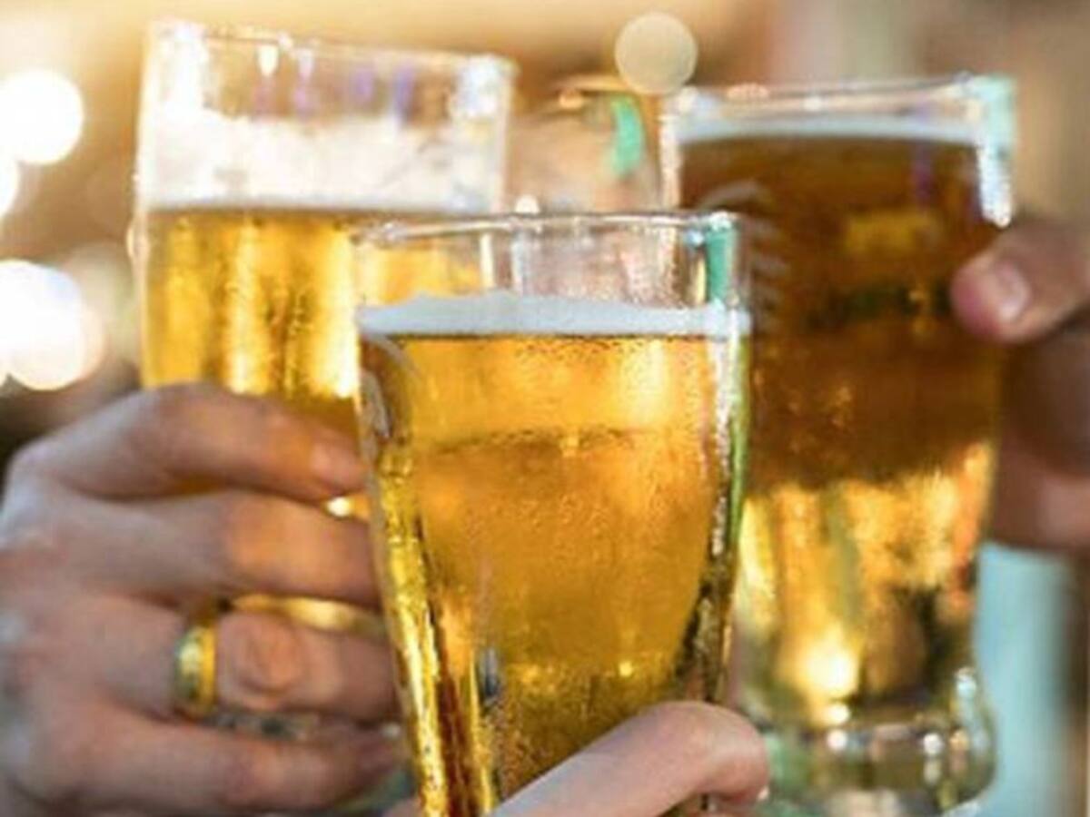 ¿Cómo enfriar una cerveza rápido? Sal y más métodos