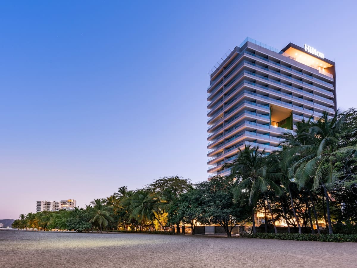 Hilton Santa Marta nombra a Chrystian de la Barrera como su nuevo gerente general