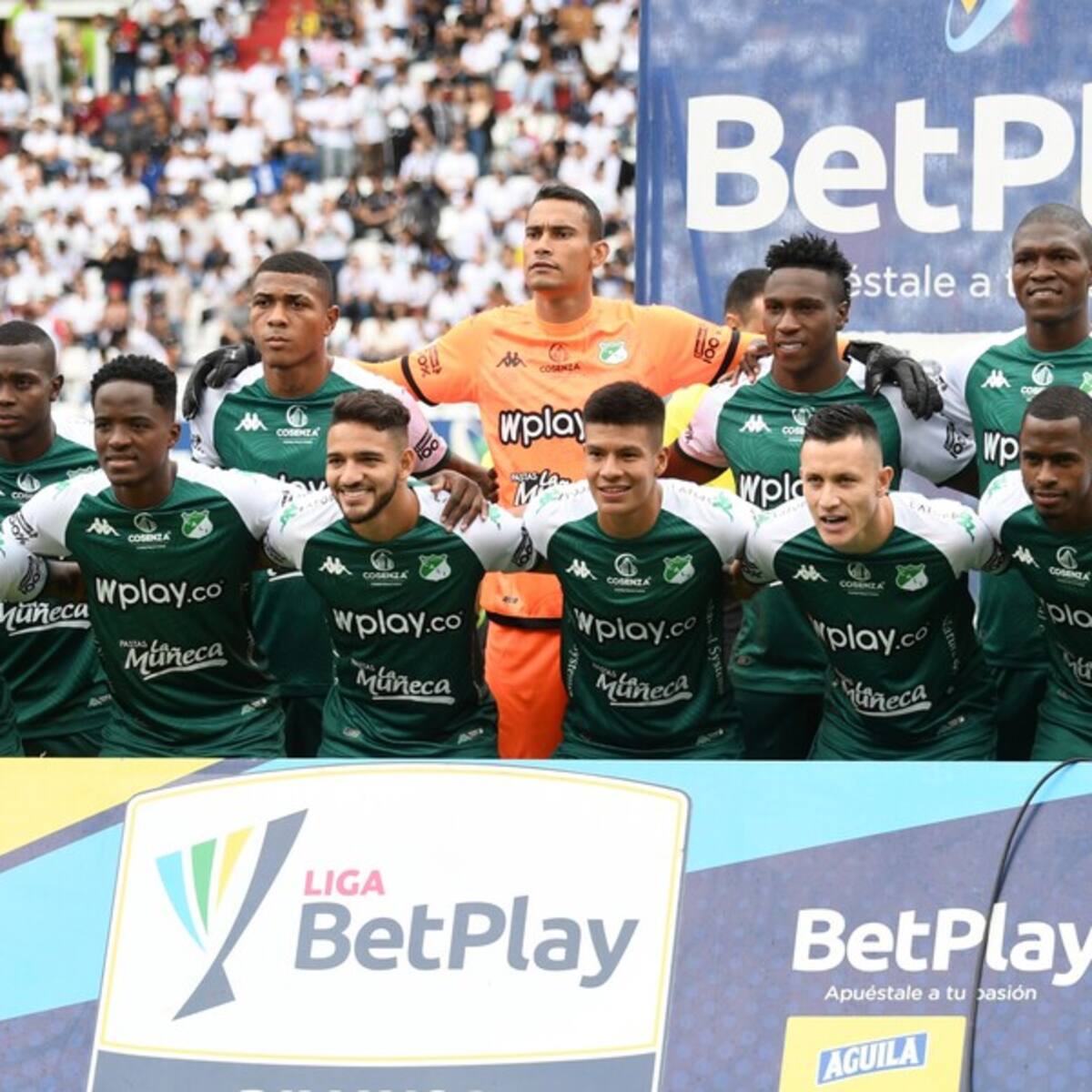 Sanción al Deportivo Cali: Dimayor resolvió tras agresión de hinchas a juez de línea