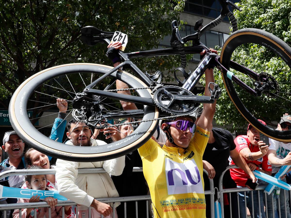 Rodrigo Contreras y su impresionante ascenso en el Ranking UCI tras ganar el Tour Colombia