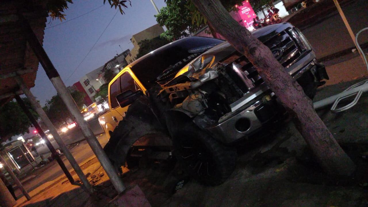 Vehículo involucrado en el accidente. Foto: suministrada.