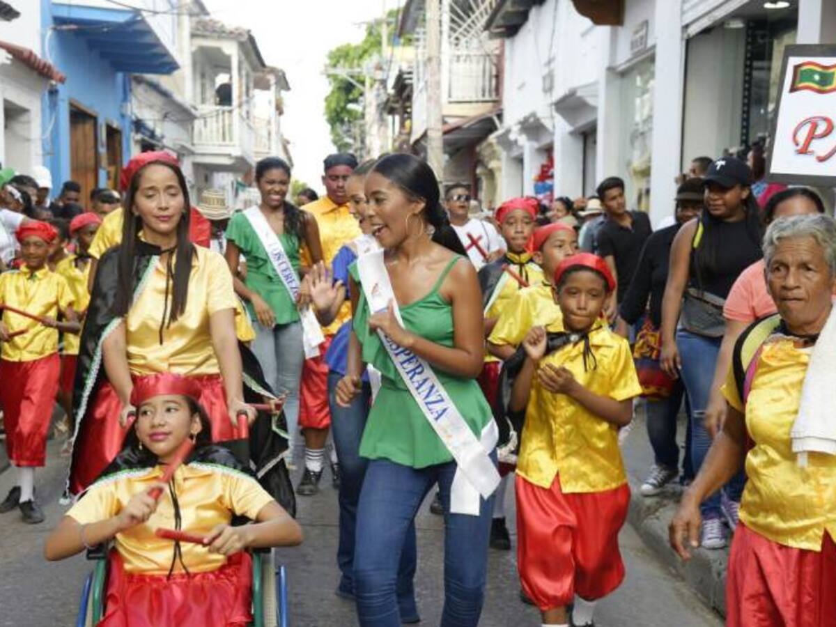 Niños en condición de discapacidad realizaron desfile de Fiestas de Independencia de Cartagena