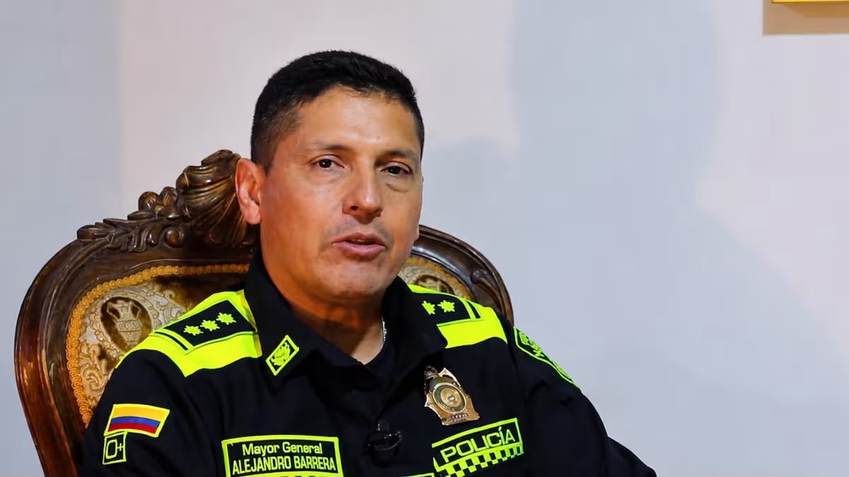 General Barrera confirma cambios y ratificaciones en comandancias de la Policía
