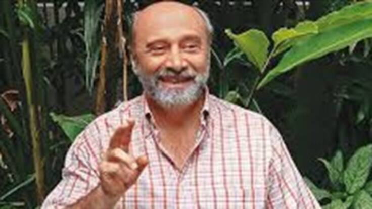 "La sociedad opera a través del complejo materno "Eduardo Grecco. Complejo Materno