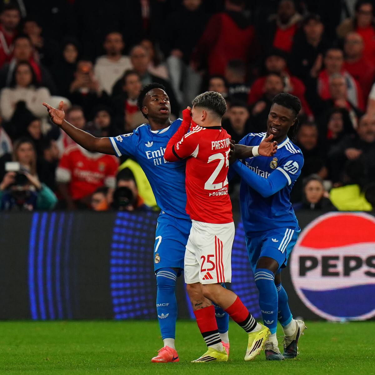 UEFA suspende a Prestianni por caso de supuesto racismo hacia Vinícius: ¿cuántos partidos se pierde?