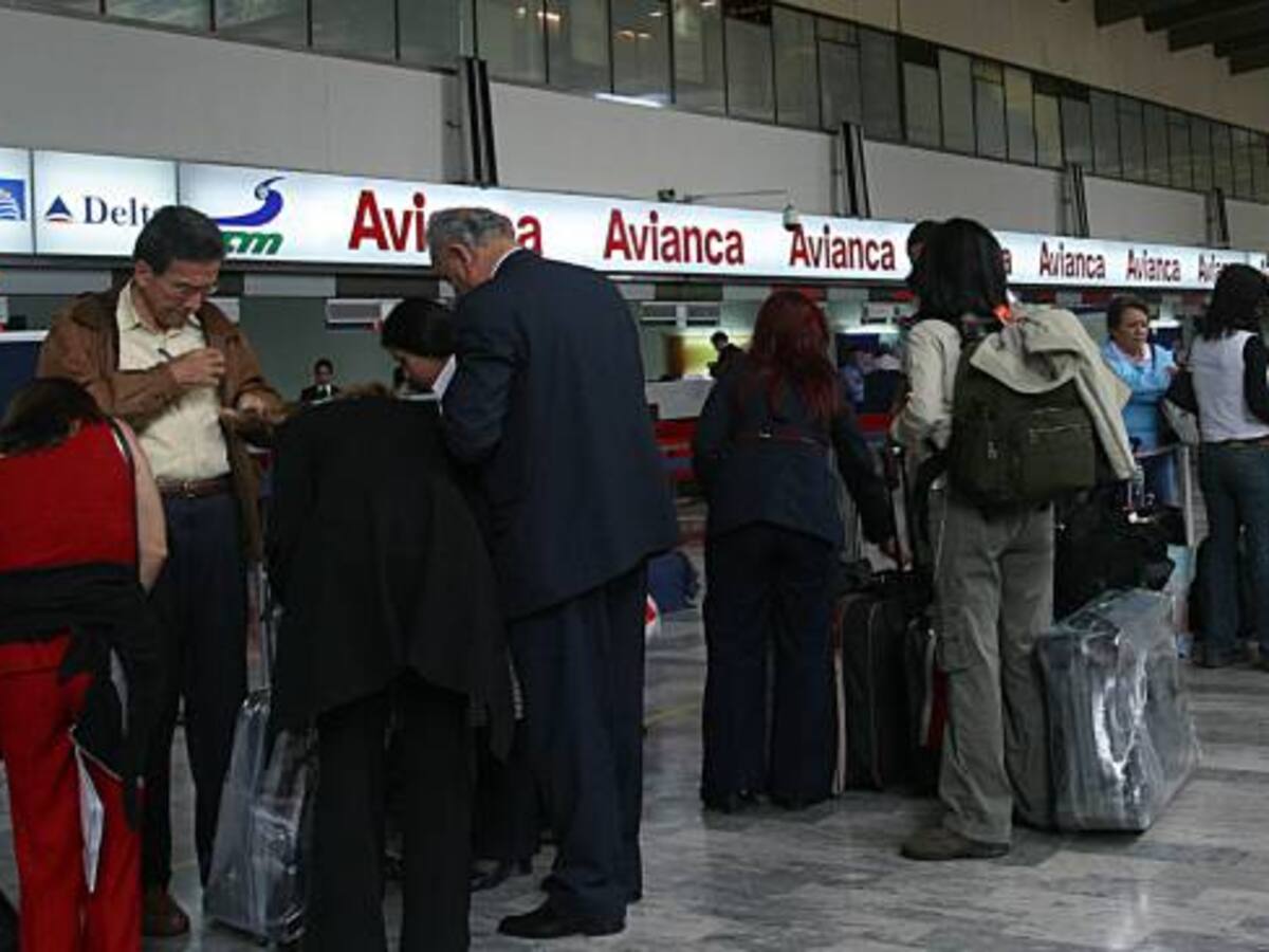 Aeropuerto El Dorado amanece operando normalmente