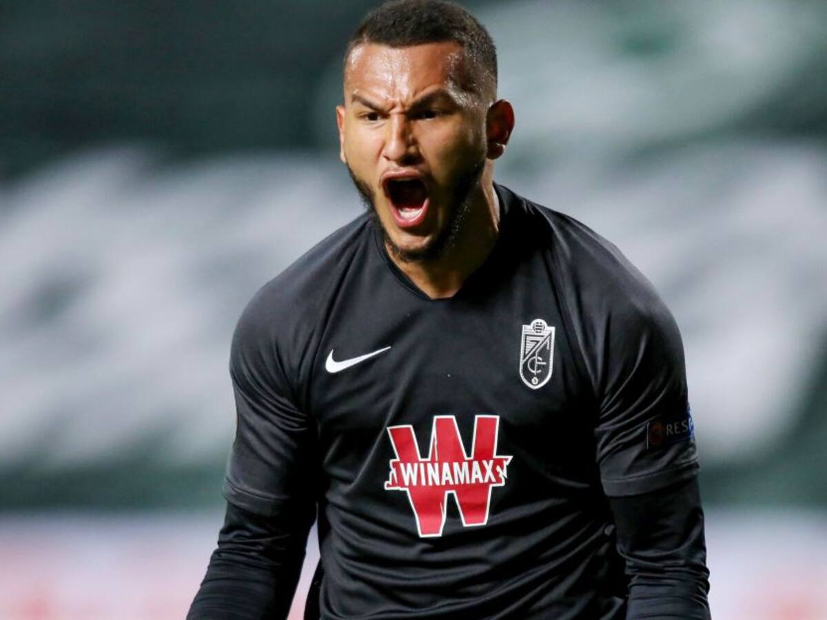 Luis Suárez anotó con el Granada y es líder del Grupo en la Europa League