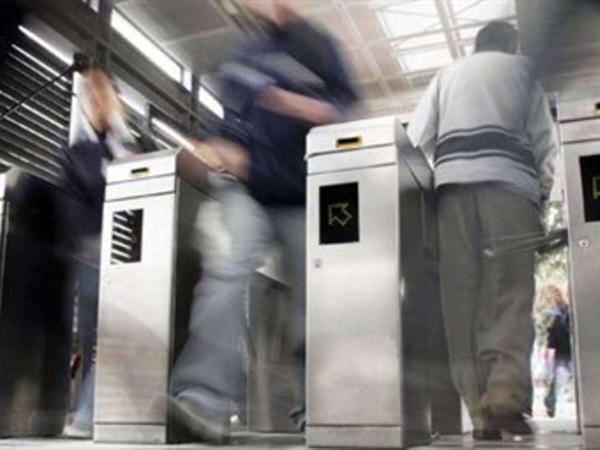Rentabilidad de Transmilenio no justifica el costo de los pasajes: Petro