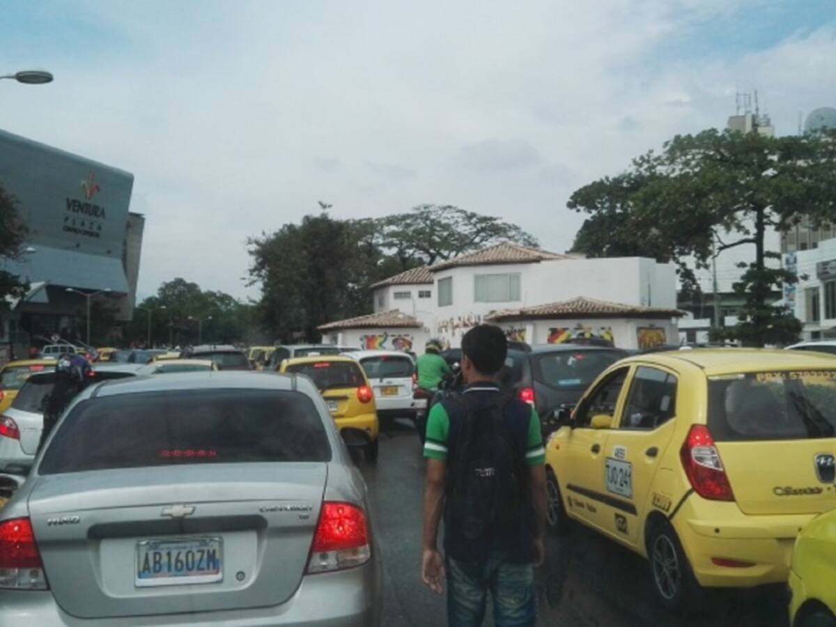 Taxistas respaldan medida del pico y placa en esta época