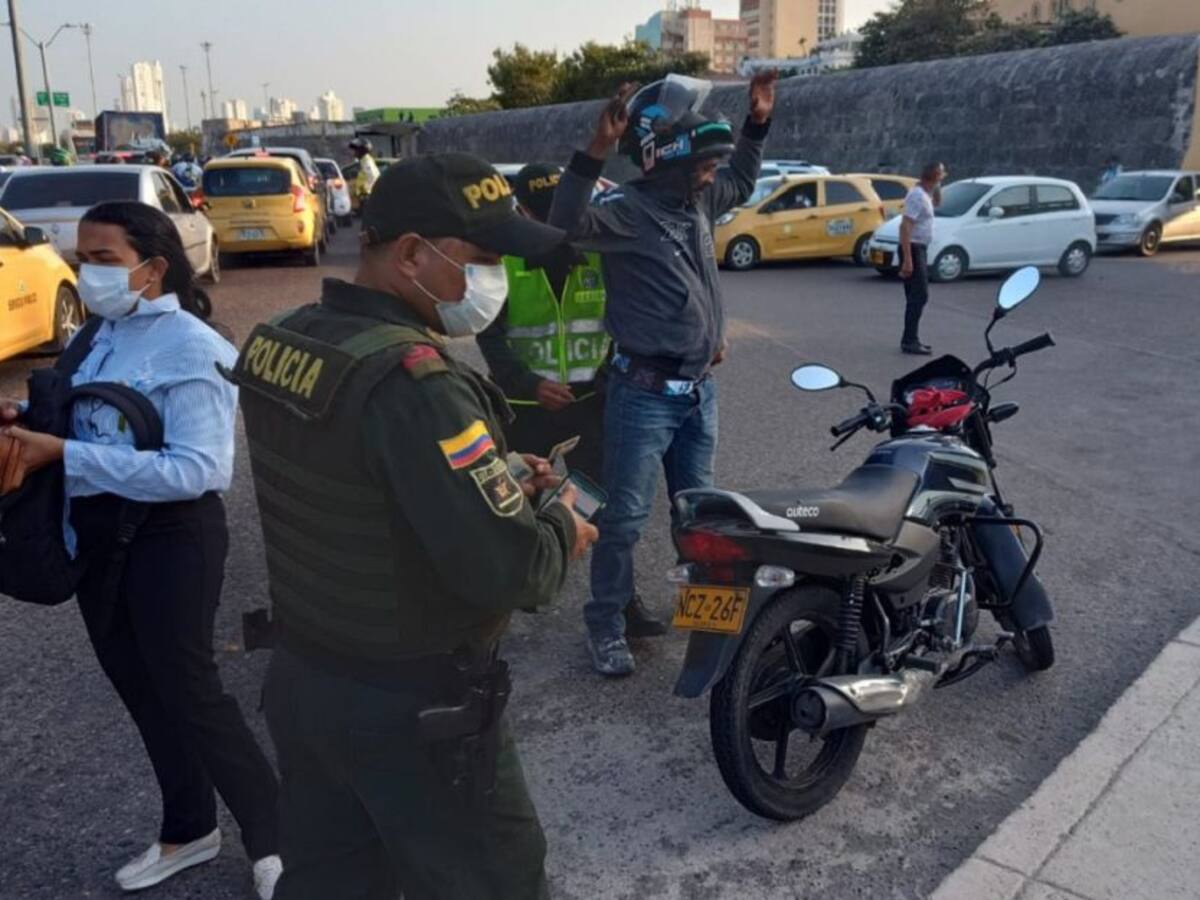Policía activó cinco puestos de control móviles en Cartagena