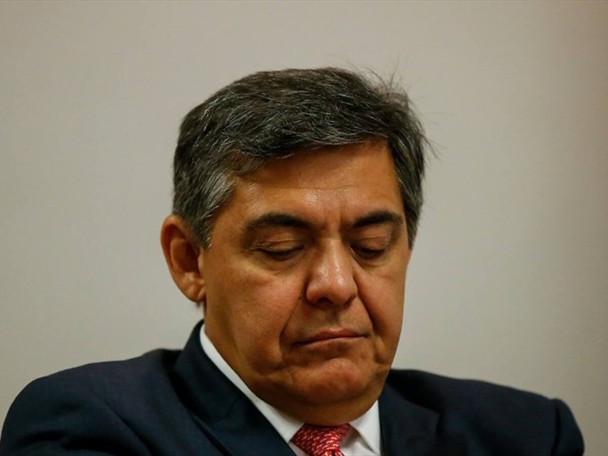Piden desvincular de Ecopetrol al ex presidente que tiene casa por cárcel