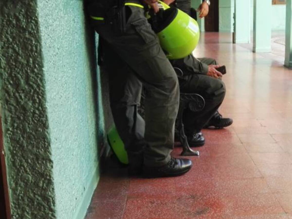 Policías de Gaula y Sipol, eran aliados de bandas criminales en Medellín