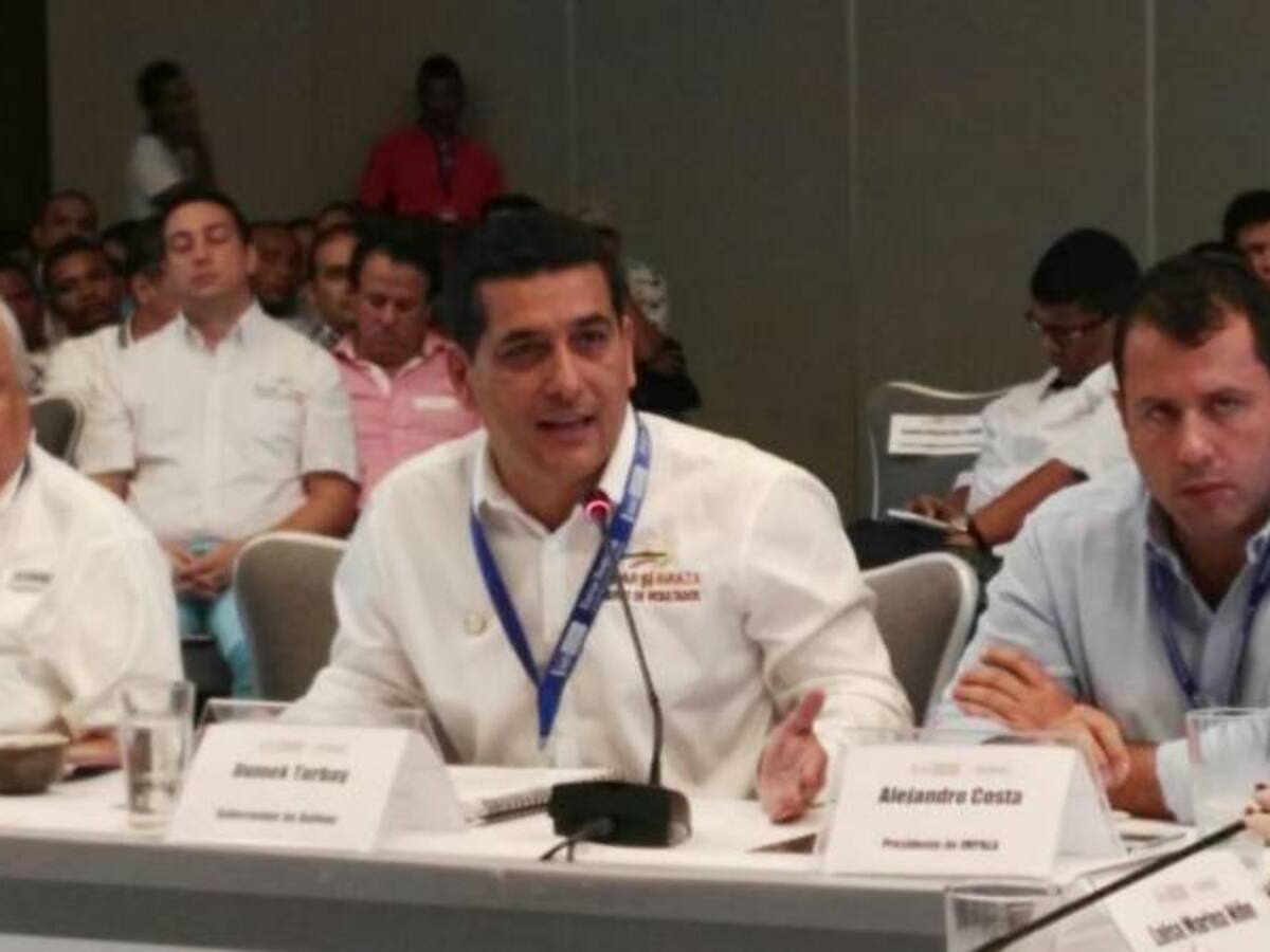 Me preocupa que la intervención sea un tanque de oxígeno para Electricaribe: gobernador de Bolívar