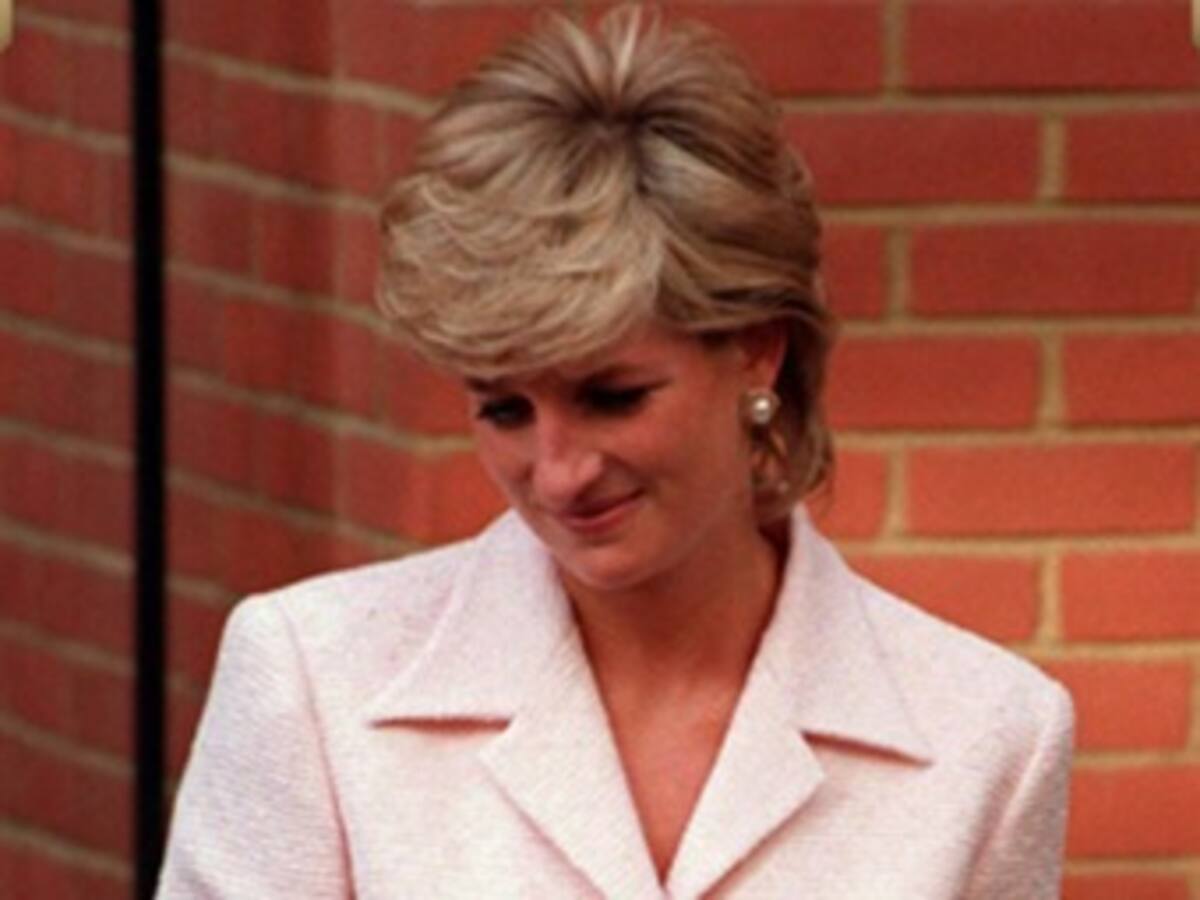 La princesa Diana de Gales abría los regalos semanas antes de la Navidad