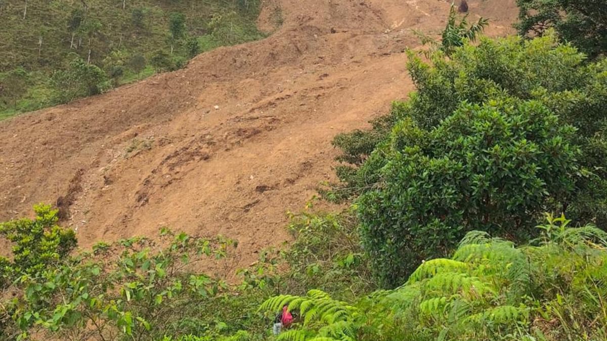 Avalancha mantiene en riesgo a más de 40 familias en Santa Rosa, Cauca