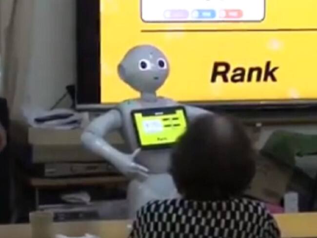 ¿Un paso al futuro? Japón pone a prueba robots como cuidadores de ancianos