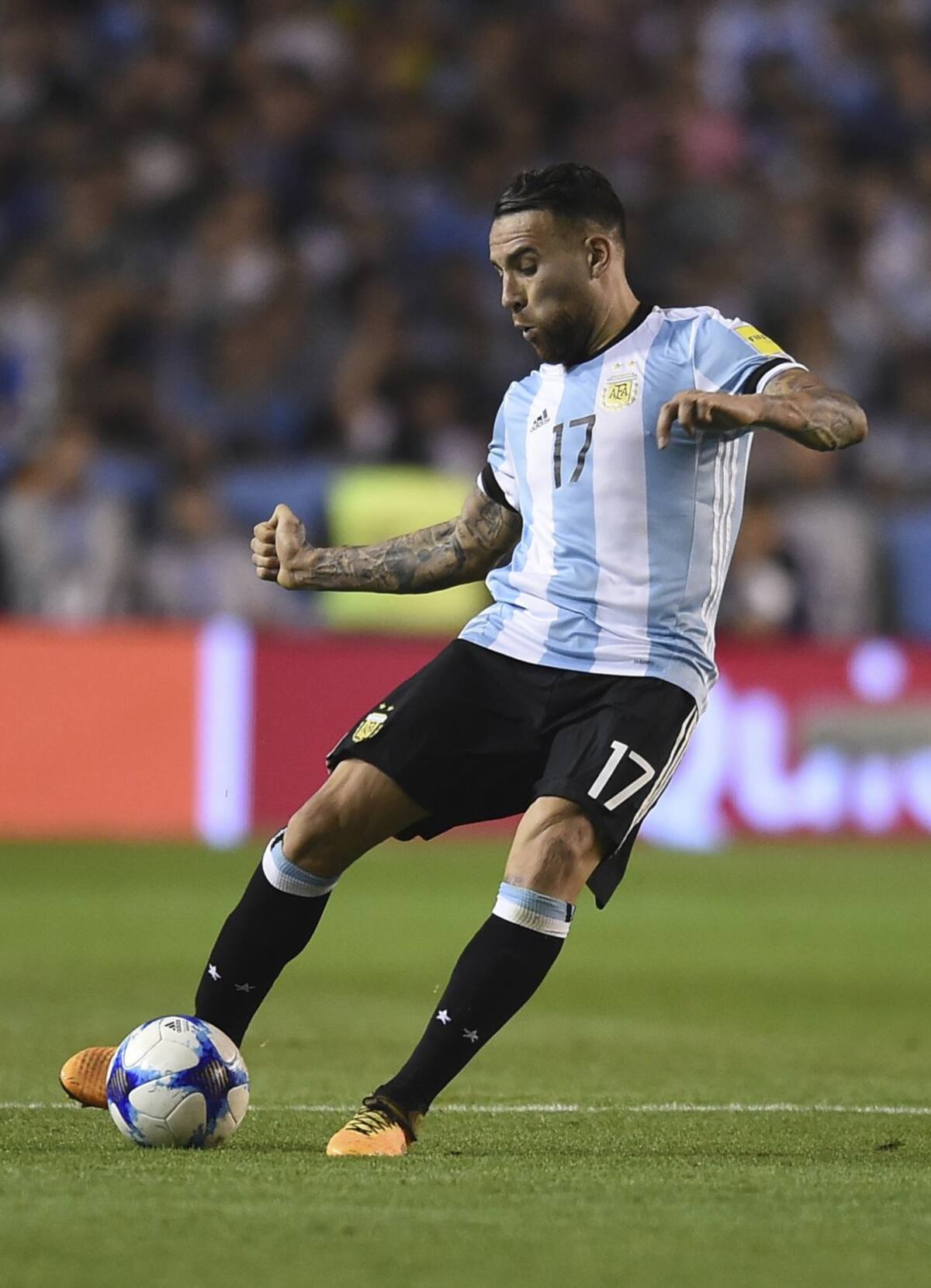 El defensor argentino tuvo un puntaje de 7,48 por partido en la pasada temporada. 