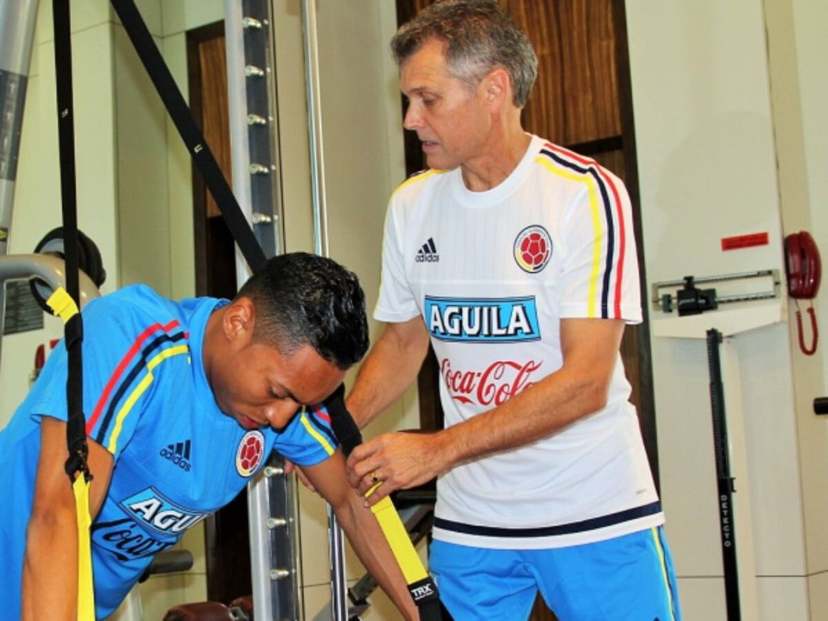 Vengo a jugar donde el profe me necesite: Johan Mojica