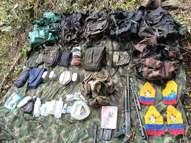 Arsenal de guerra de las disidencias de Calarcá en Ituango, Antioquia. Foto: Ministerio de Defensa.
