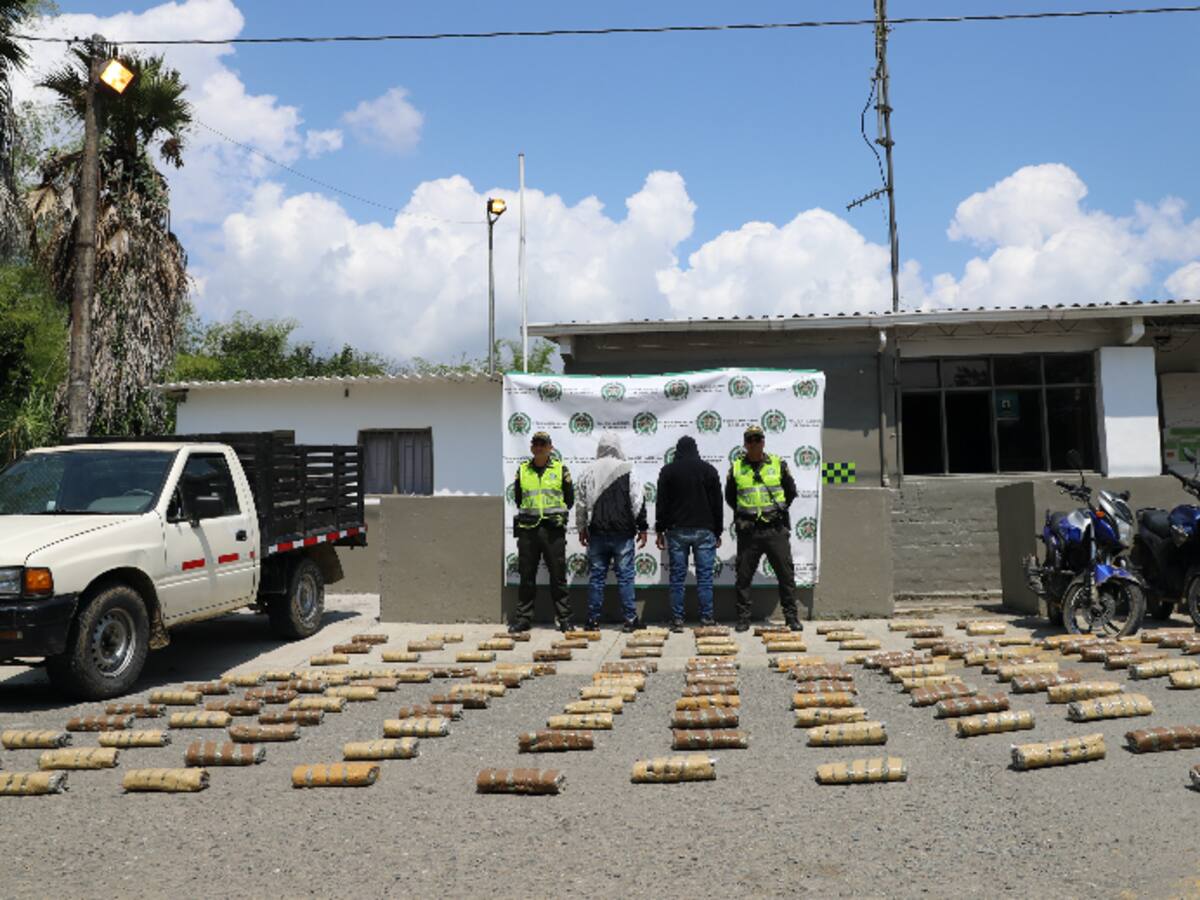En vías de Caldas incautaron 100 kilos de marihuana tipo creepy
