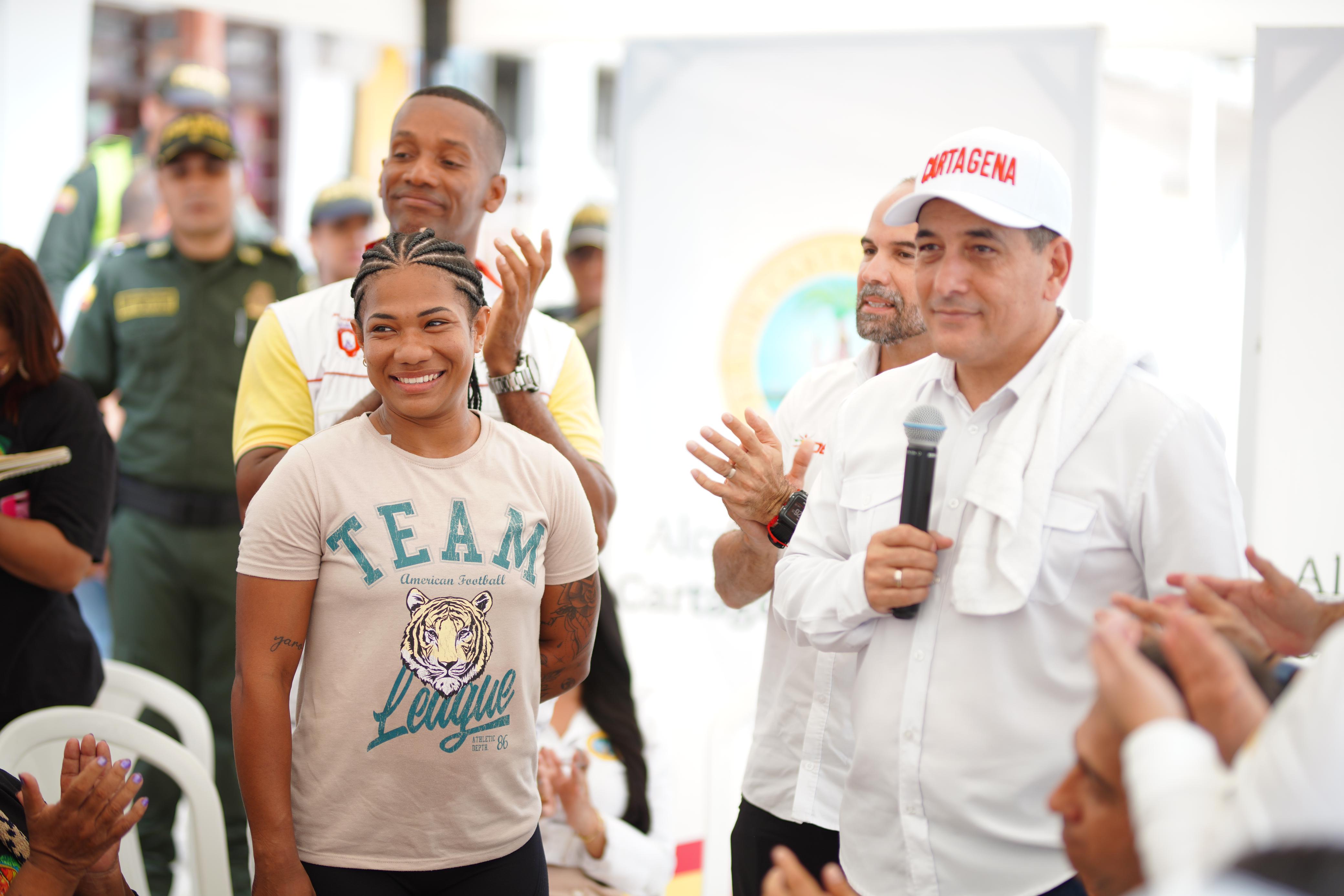 Consejo de gobierno en el barrio Ceballos para definir compromisos con la comunidad