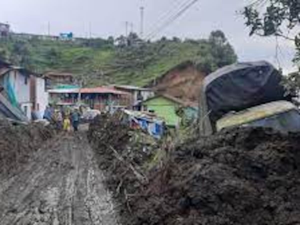 Reaparecen las lluvias y pone en jaque la red vial del Tolima