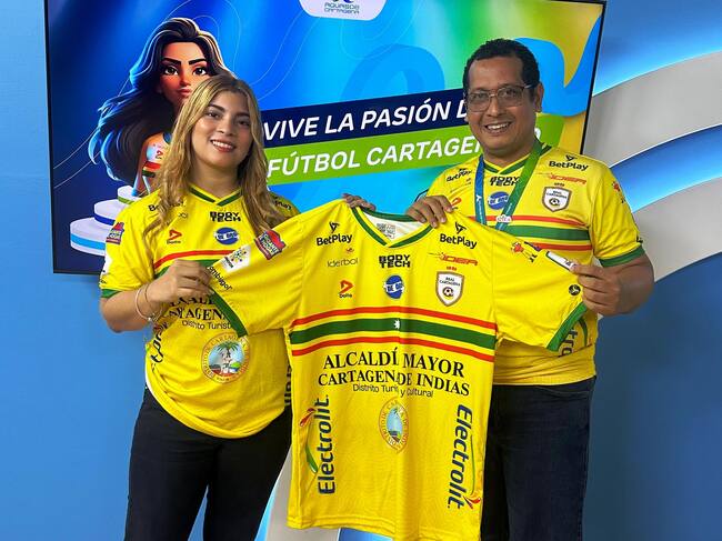 200 usuarios de Acuacar ganaron camisetas del Real Cartagena