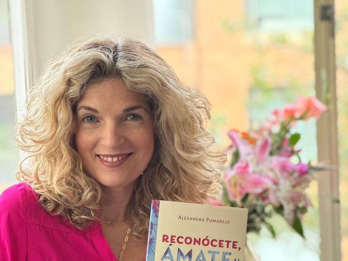 “Reconócete, ámate y libérate” de Alexandra Pumarejo