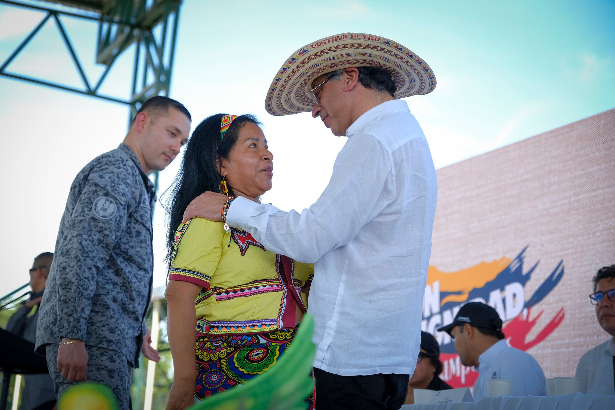 El presidente Gustavo Petro durante la entrega de 6.500 hectáreas de tierras en Tierralta, Córdoba.
