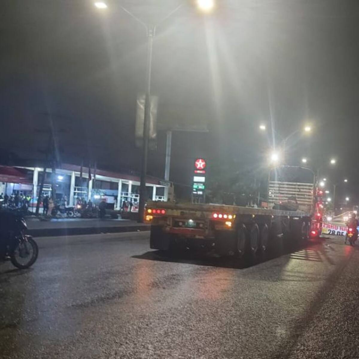 Con bloqueos en vías del Valle inicia segundo día de paro en Cali