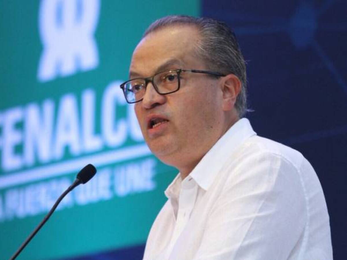 Procuraduría afirma que sí puede destituir funcionarios de elección popular