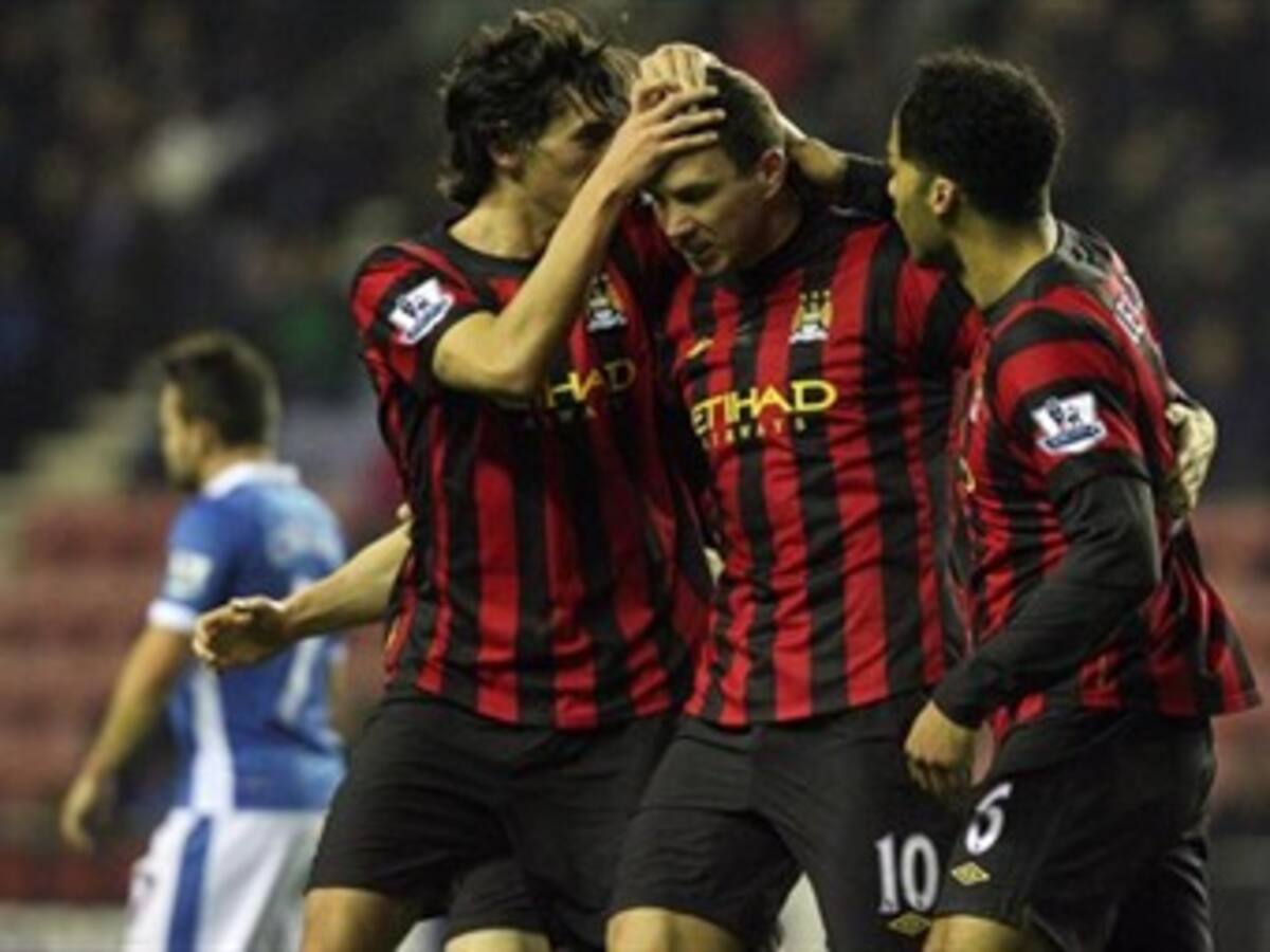 Manchester City vence al Wigan y continúa líder en la Liga Premier de Inglaterra