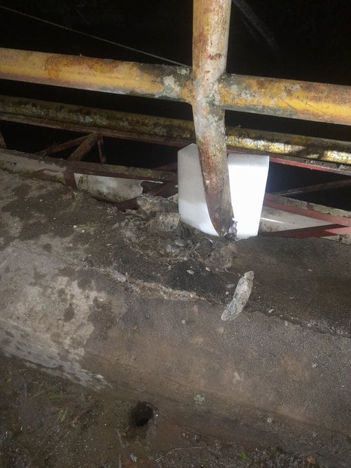 La carga explosiva fue ubicada en el puente que conecta al casco urbano de Rioblanco con la vereda Gaitán.