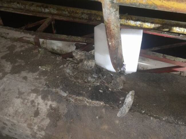 La carga explosiva fue ubicada en el puente que conecta al casco urbano de Rioblanco con la vereda Gaitán.