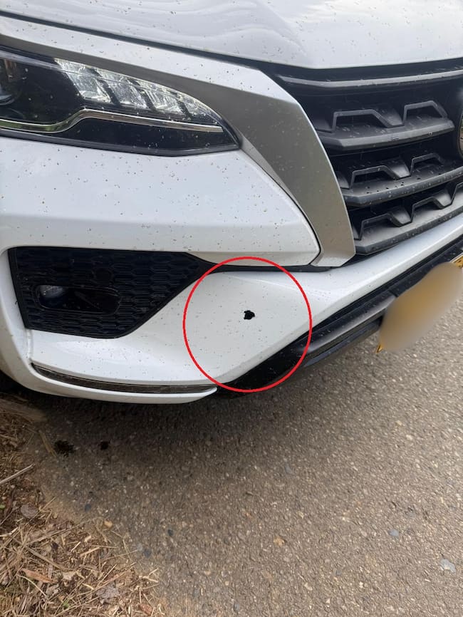 Carro en el que se movilziaba la congresista electa Verónica Estrada- foto cortesía