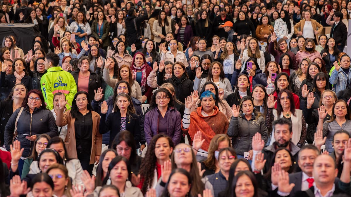 Se posesionaron los nuevos directivos y docentes para los colegios públicos de Bogotá