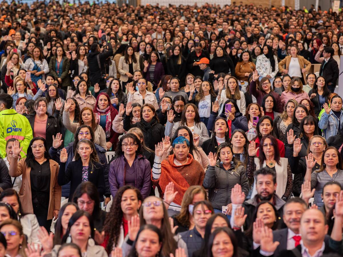 Se posesionaron los nuevos directivos y docentes para los colegios públicos de Bogotá