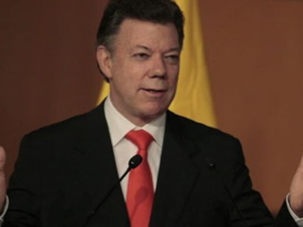 Santos califica como buena noticia disminución del desempleo