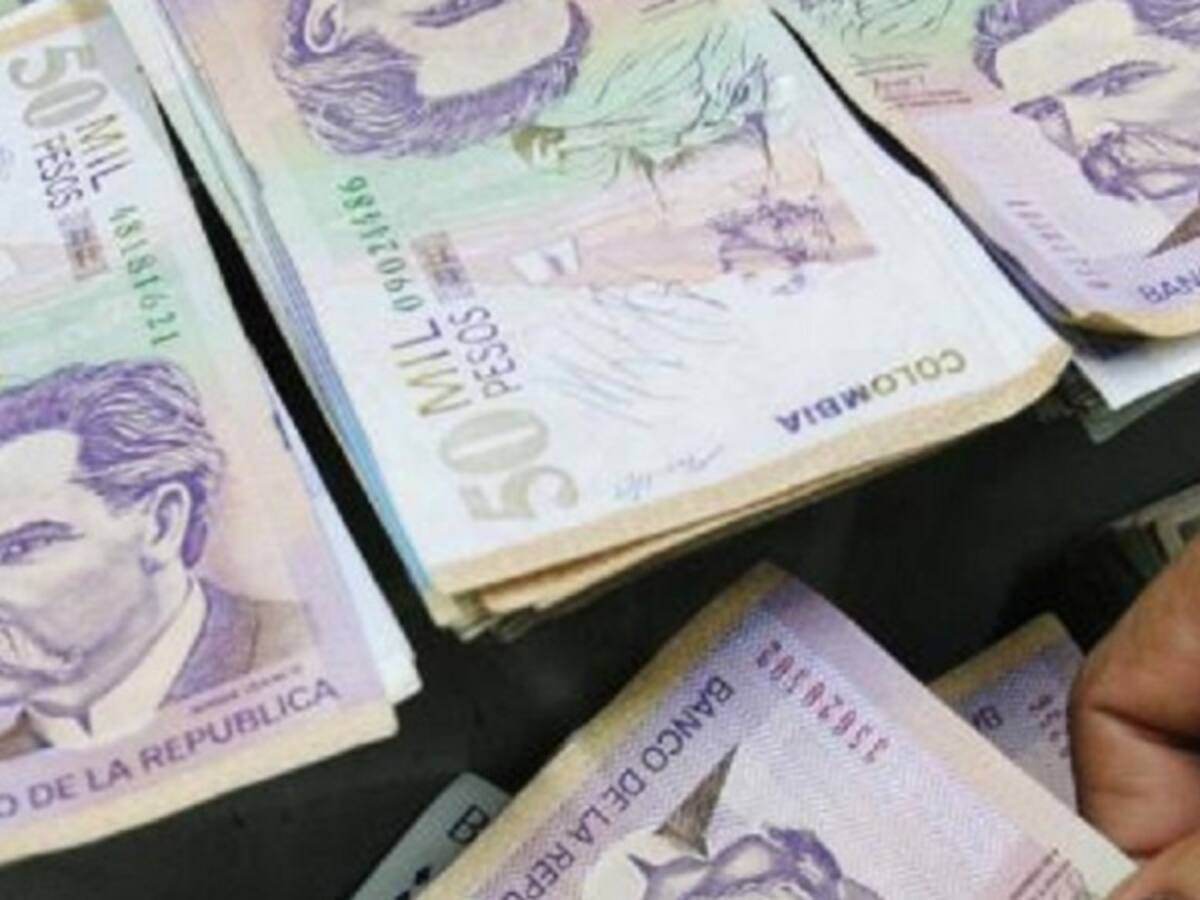 Afectados del Fondo Premium recibirán $18.000 millones en dos meses