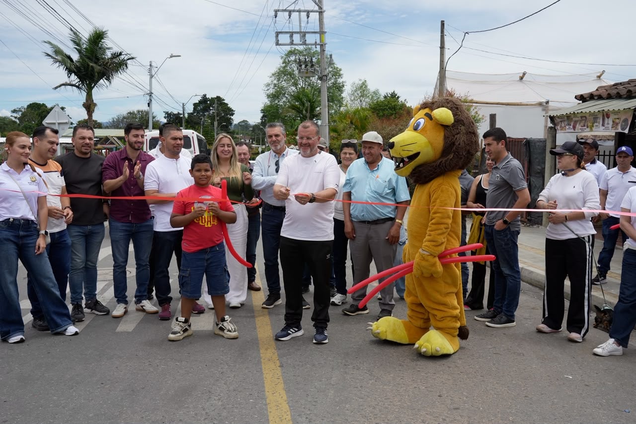 Después de 15 años, Pontezuela cuenta con nuevos andenes. Foto: Pontezuela.
