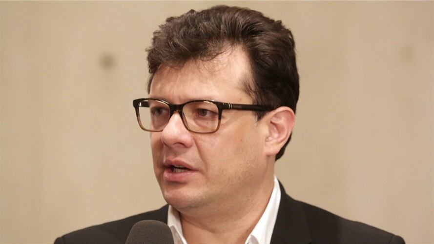 En diálogo con La W, el periodista Hollman Morris se pronunció sobre las declaraciones de Sofía Petro, hija de Gustavo Petro, quien advirtió que no se puede dejar ganar al candidato Rodolfo Hernández. Foto: Colprensa