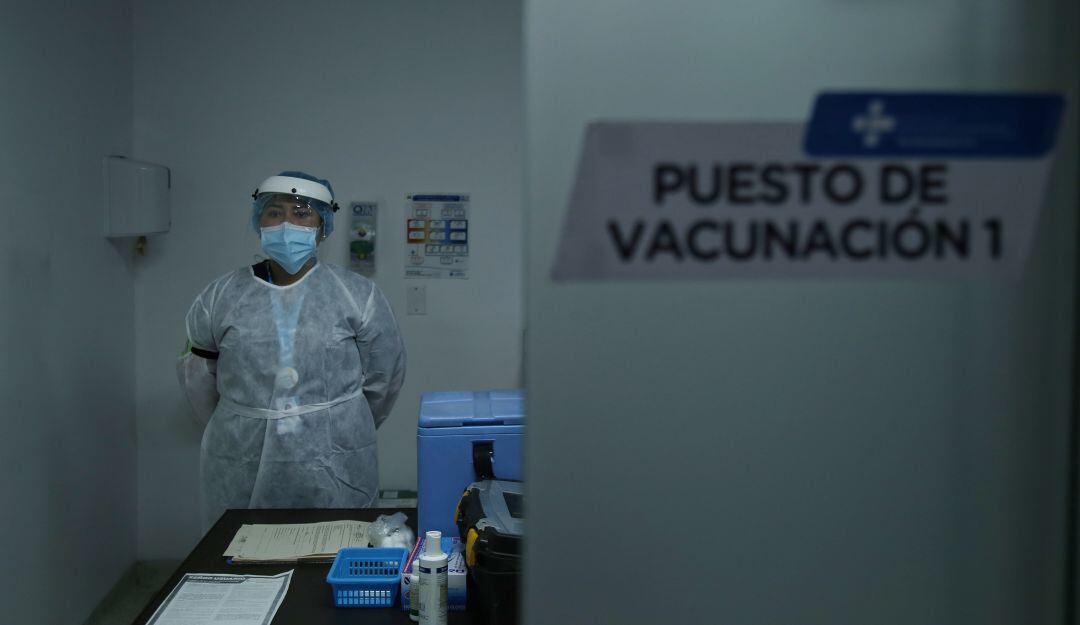 Crearán veeduría para evitar colados, suplantación y tráfico de cupos durante el proceso de vacunación contra el COVID-19