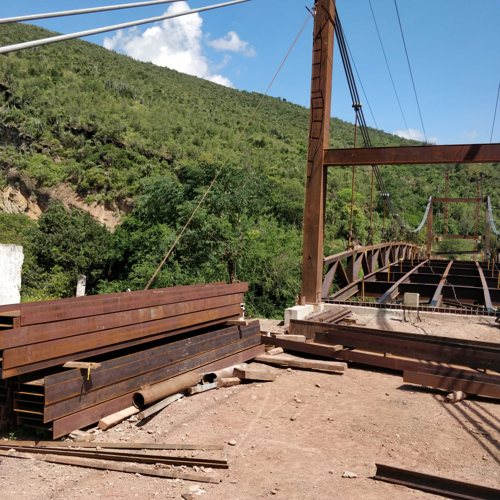 La obra tuvo una inversión de 2800 millones de pesos por parte del gobierno departamental.