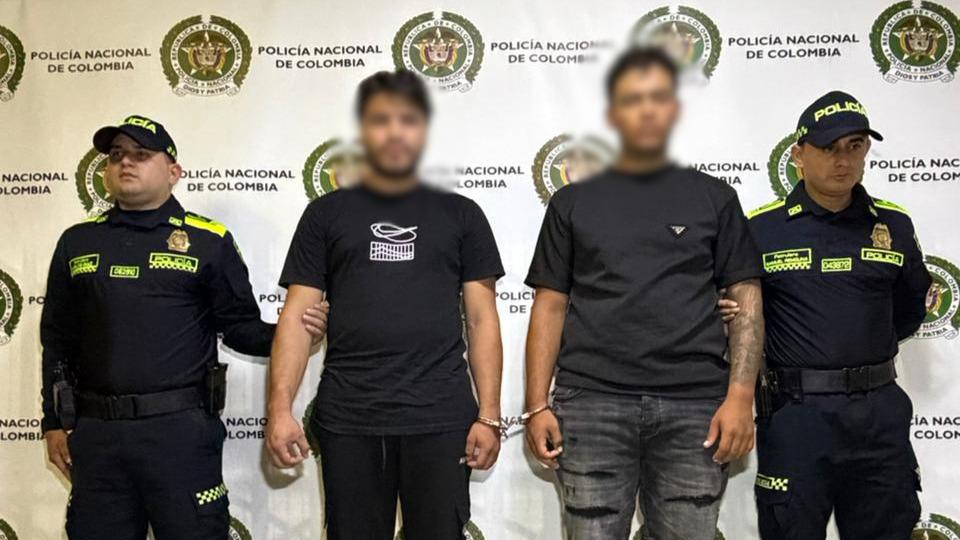 Capturados por hurto de joyas en Medellín. Foto: Policía Meval.
