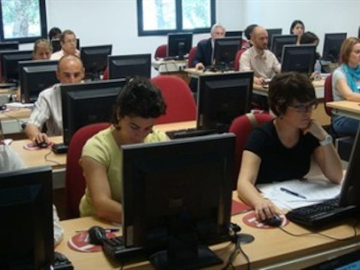 Bancolombia lanza programa de becas para la educación superior