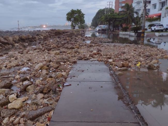 En imágenes: el sector turístico de Cartagena afectado por el mar de leva